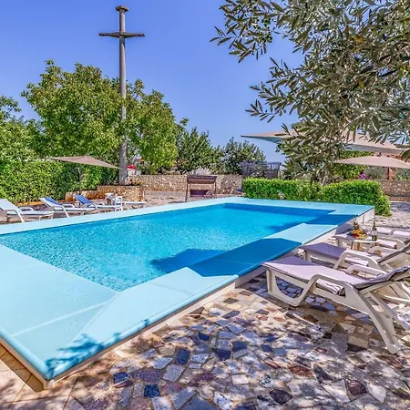 Desire Villa *