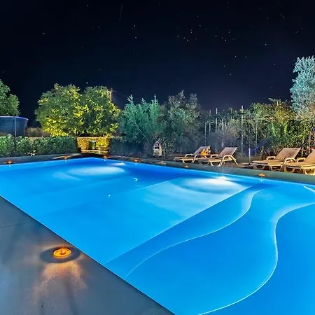 Villa Desire