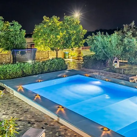 Villa Desire *