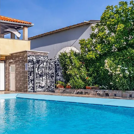 Desire Villa *