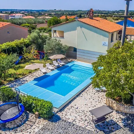 Villa Desire