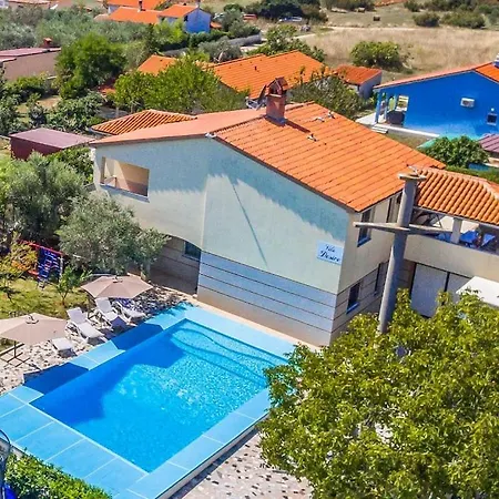 Desire Villa *